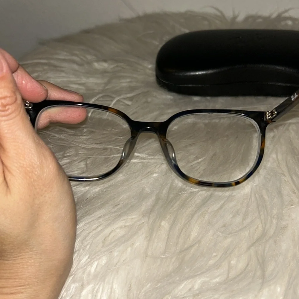 Ray Ban Elliot Tortoiseshell Glasses with Case